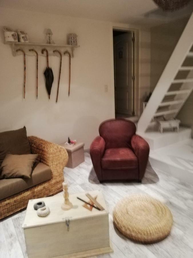 La Petite Douane Villa Massembre Bagian luar foto